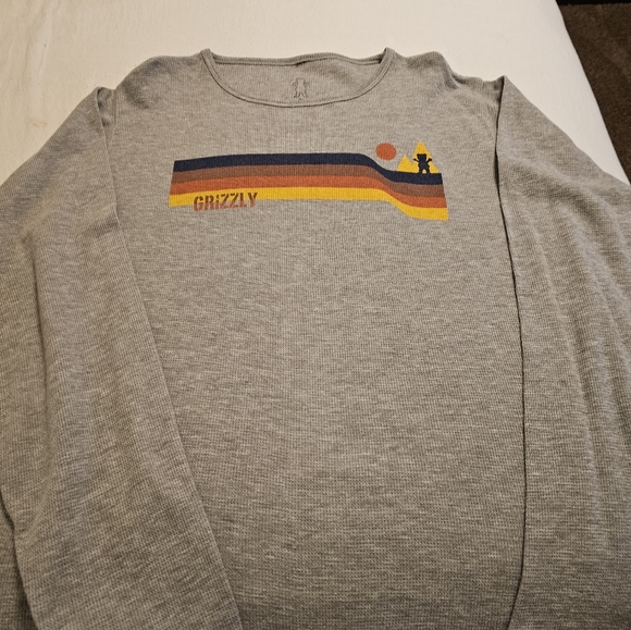 Sweatshirt - Picture 3 of 6